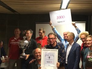 Digiwijs derde prijs Vrijwilligerstrofee