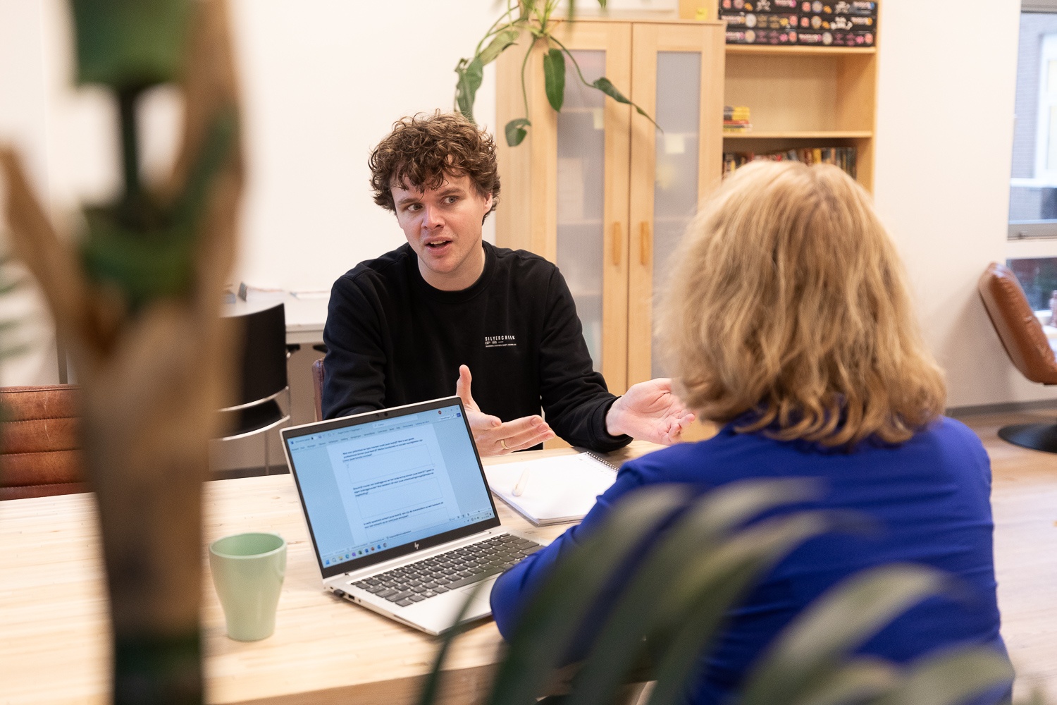Je bekijkt nu Sterk met Werk begeleiding naar betaald werk of opleiding voor meer mensen beschikbaar