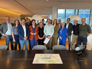 Gemeente Utrecht en Viantis ondertekenen contract voor Wmo-ondersteuning in de wijk